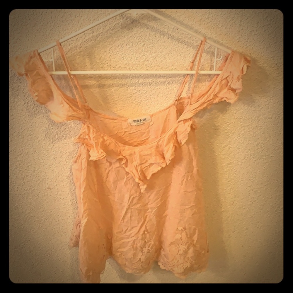 **FINAL SALE**Taylor&Sage peach tank From Buckle